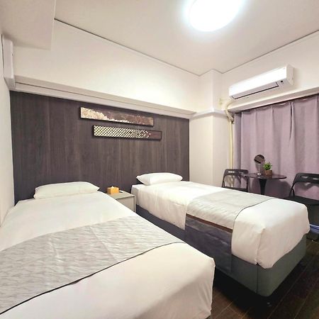 嵐 難波西 民宿 Bed And Breakfast โอซาก้า ภายนอก รูปภาพ