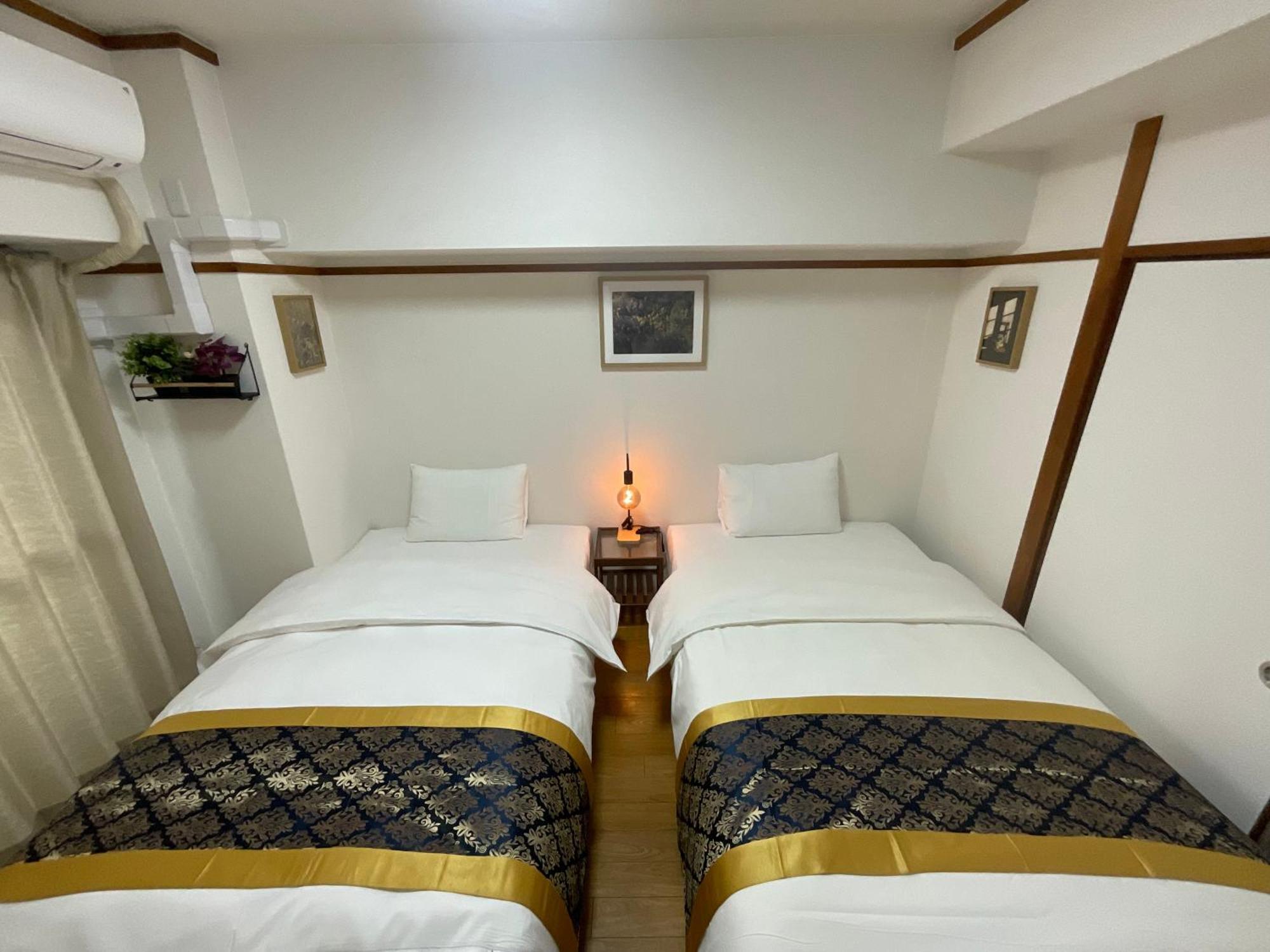 嵐 難波西 民宿 Bed And Breakfast โอซาก้า ภายนอก รูปภาพ