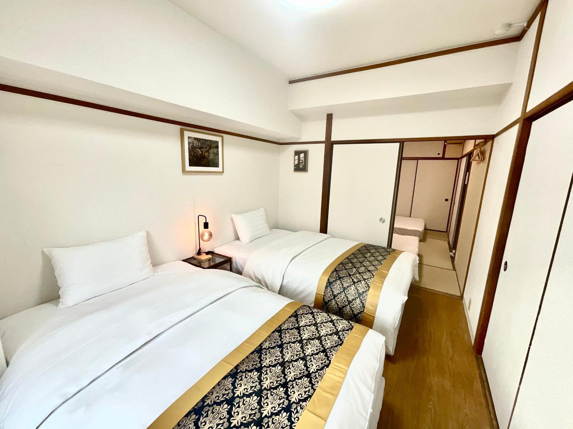 嵐 難波西 民宿 Bed And Breakfast โอซาก้า ภายนอก รูปภาพ