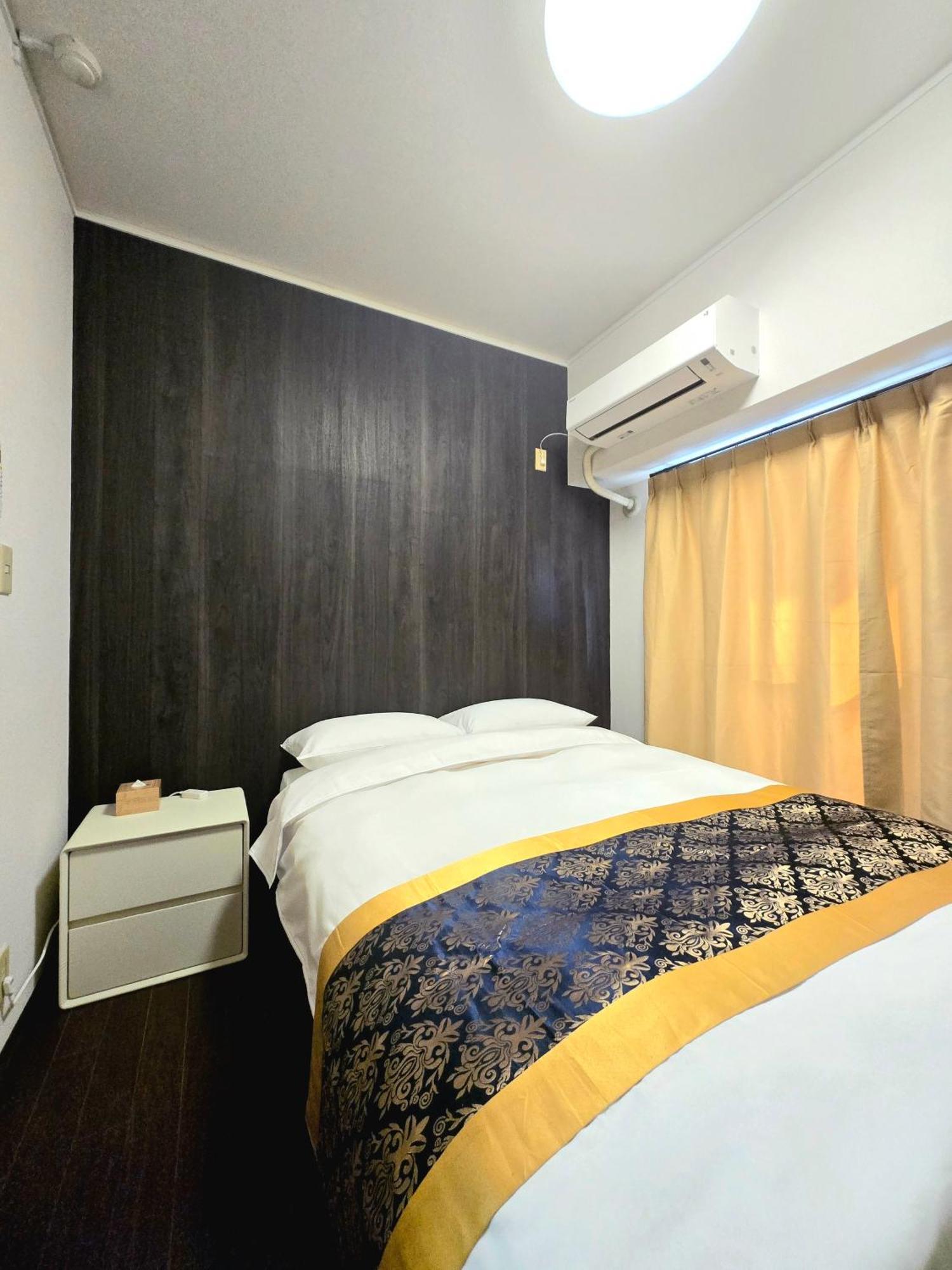 嵐 難波西 民宿 Bed And Breakfast โอซาก้า ภายนอก รูปภาพ