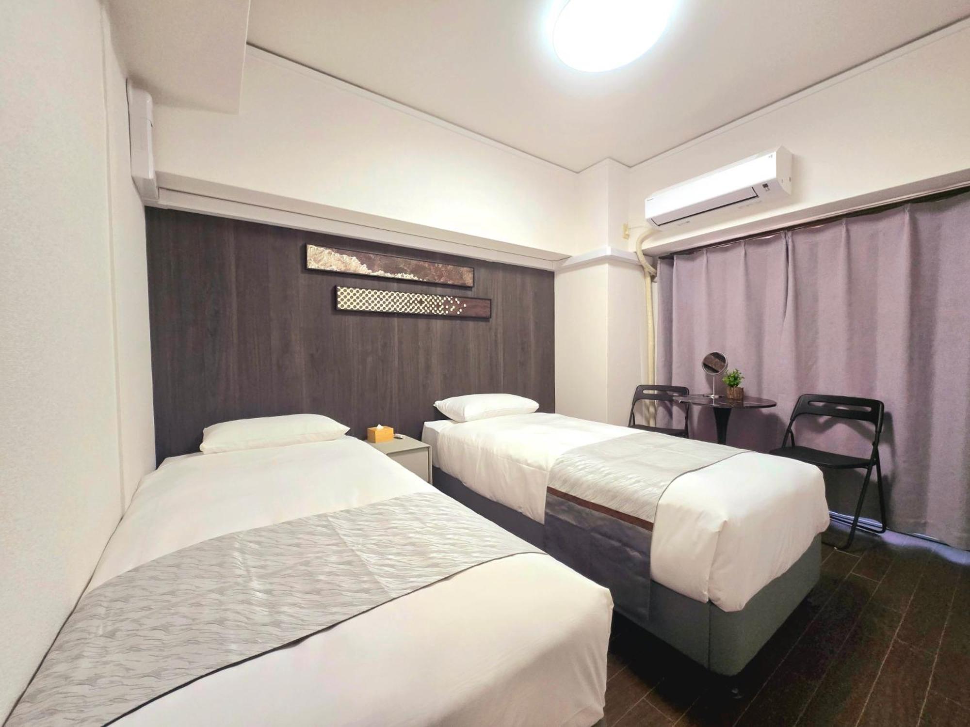 嵐 難波西 民宿 Bed And Breakfast โอซาก้า ภายนอก รูปภาพ