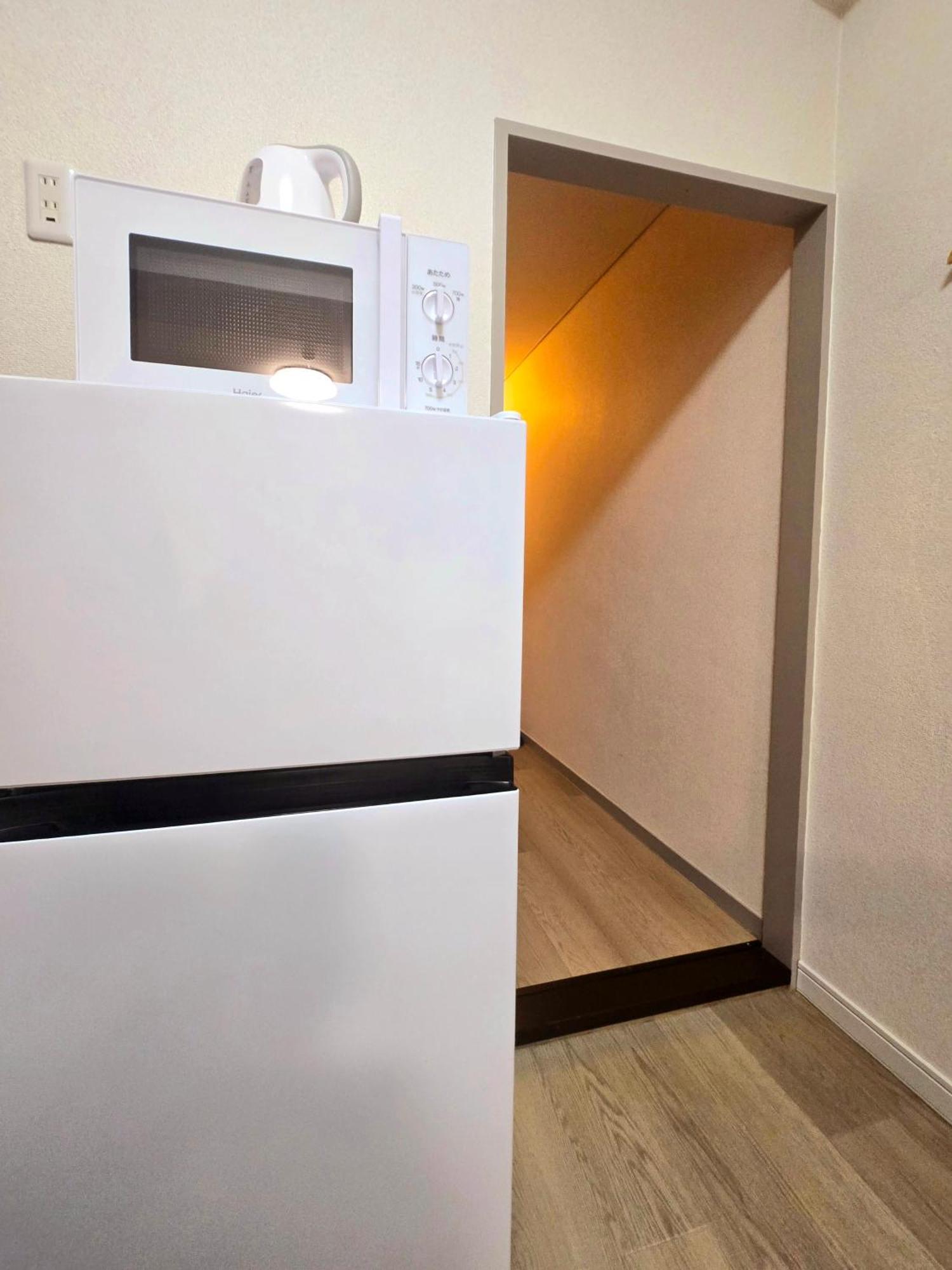 嵐 難波西 民宿 Bed And Breakfast โอซาก้า ภายนอก รูปภาพ