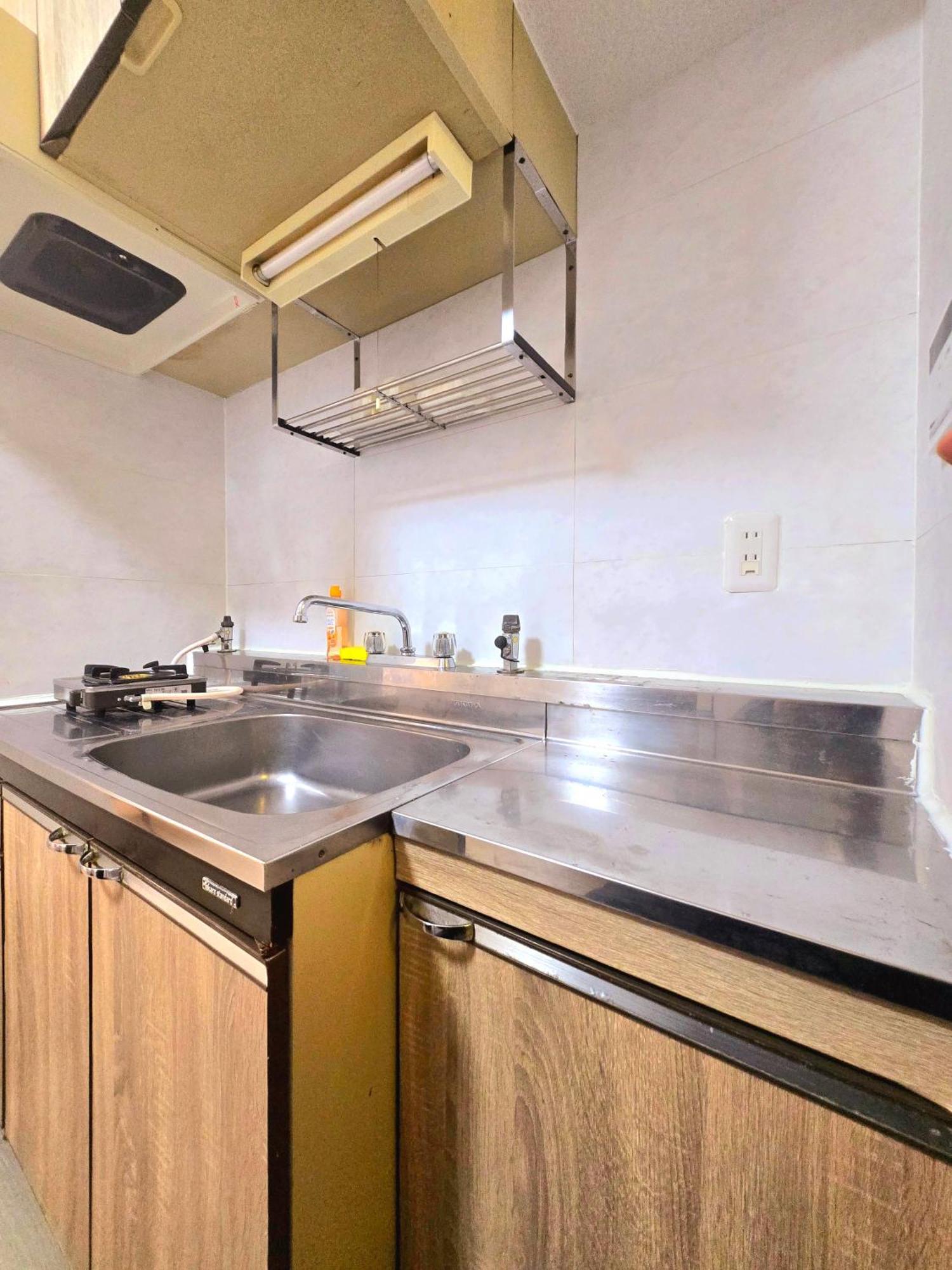 嵐 難波西 民宿 Bed And Breakfast โอซาก้า ภายนอก รูปภาพ